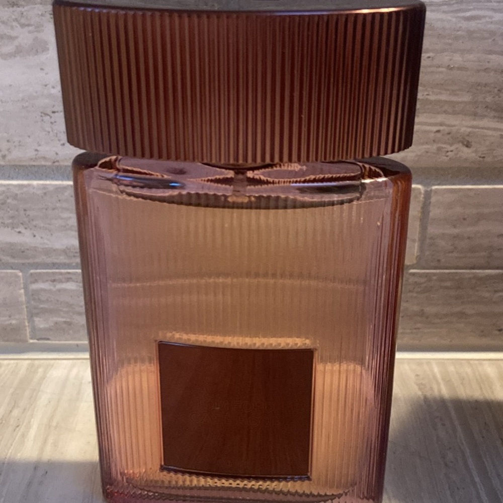 Tom Ford Café Rose Eau de Parfum 1.7 oz. 50 mL Perfume Open Box Nearly New - Picture 5 of 9